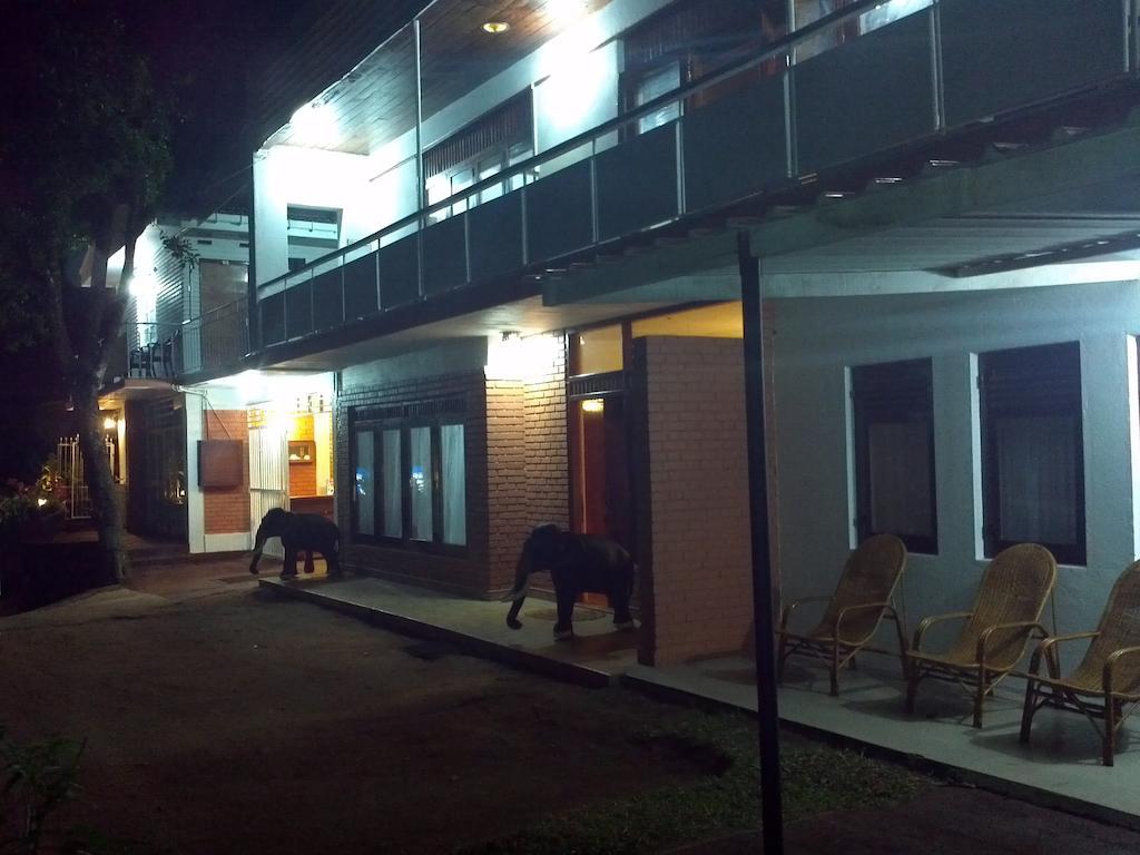 Amaara Residence Kandy Luaran gambar